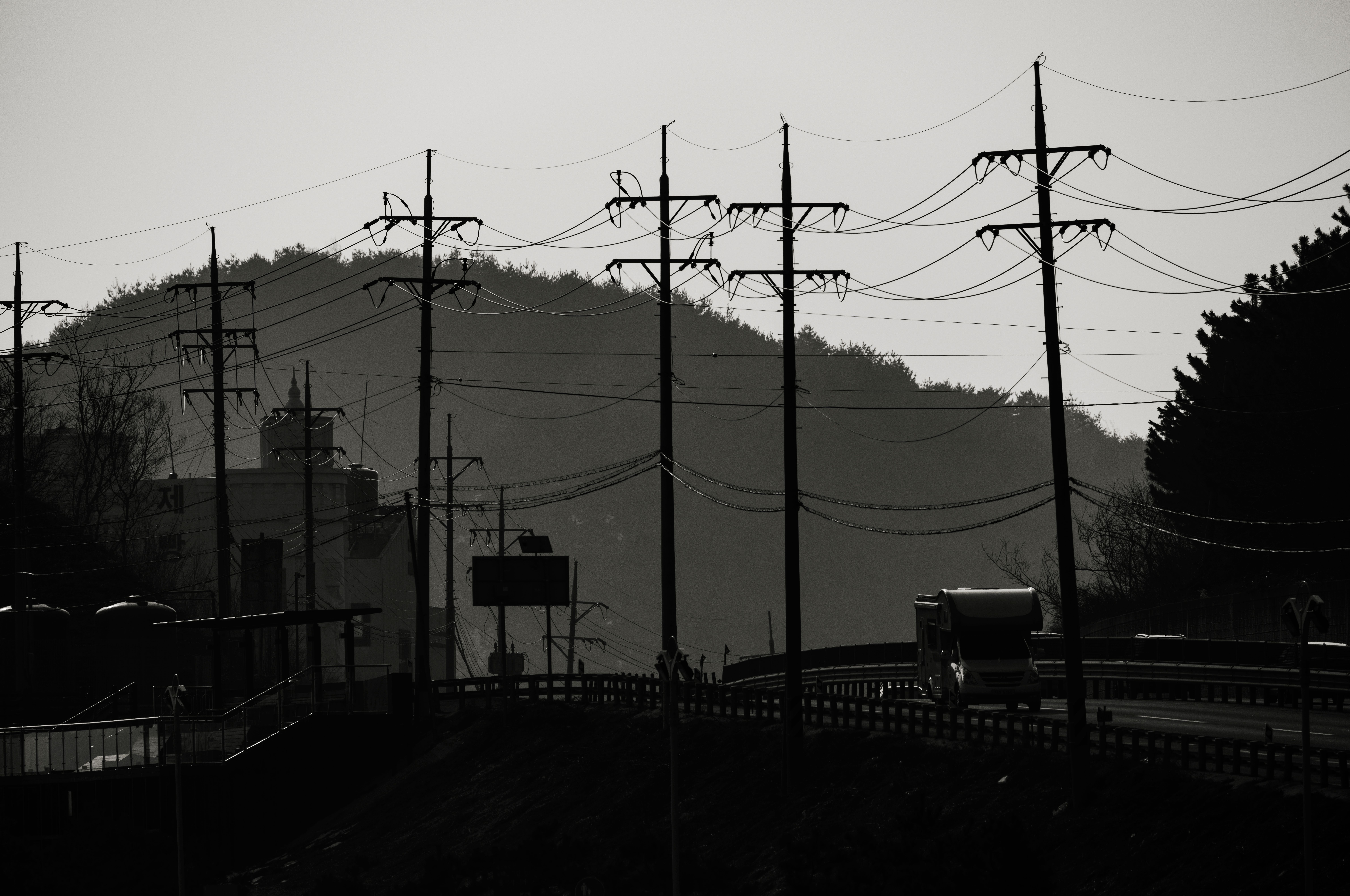 High-Altitude Overhead Transmission
