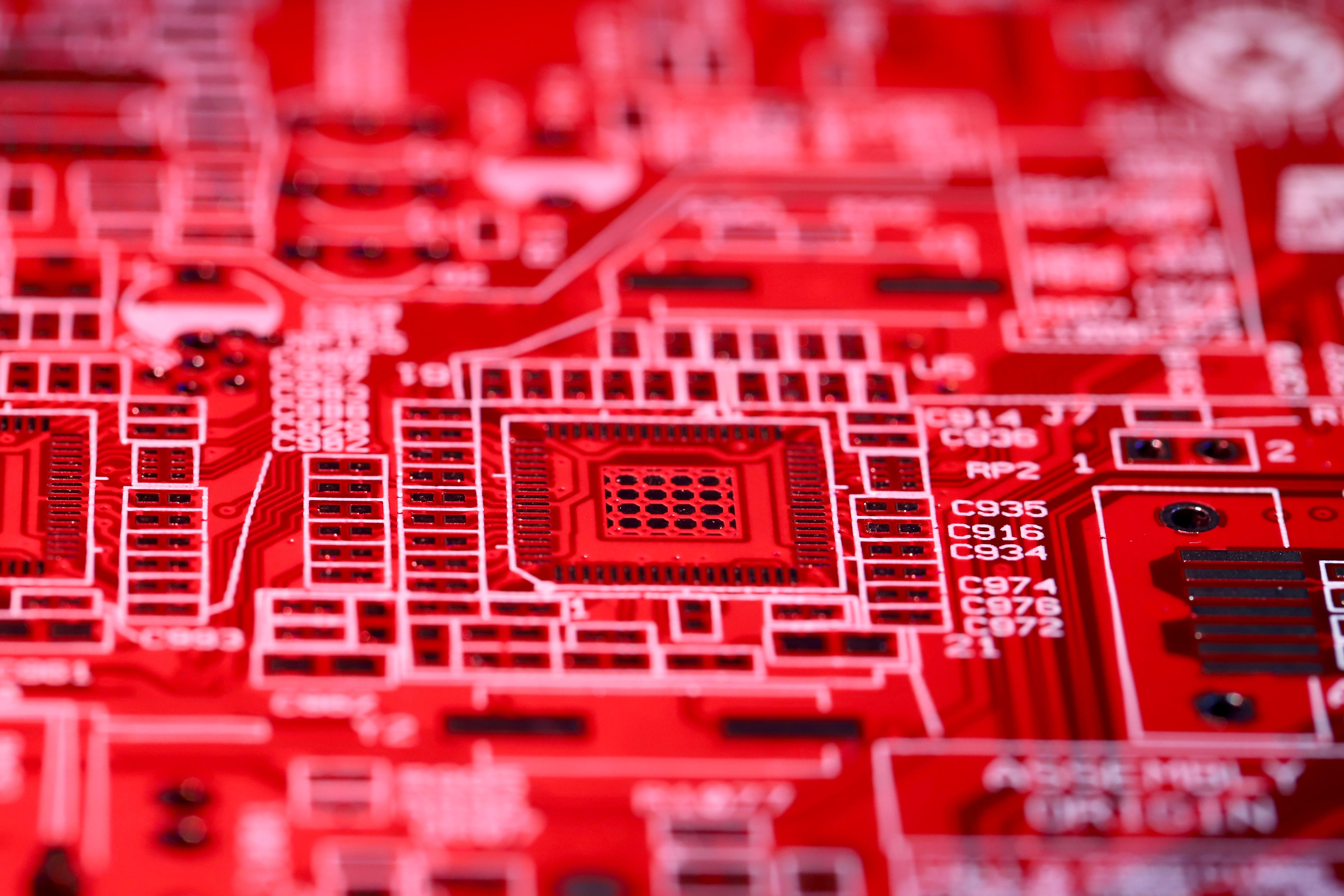 Silicon Substrate Interconnects